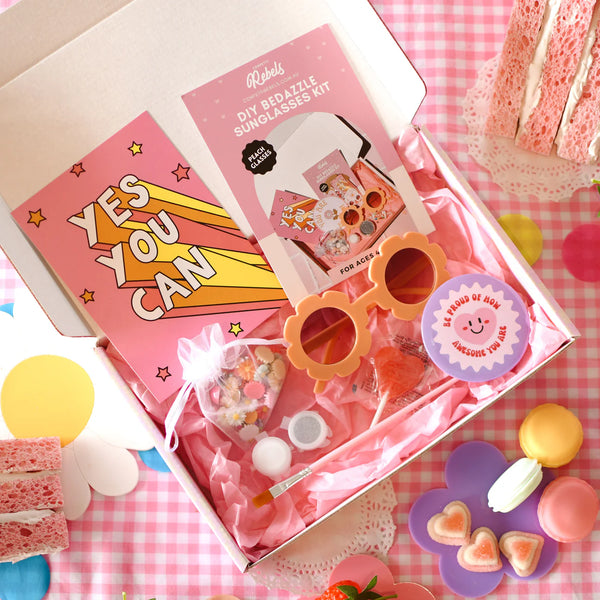 Confetti Rebels - Kids DIY Craft Bedazzle Sunglasses Kit