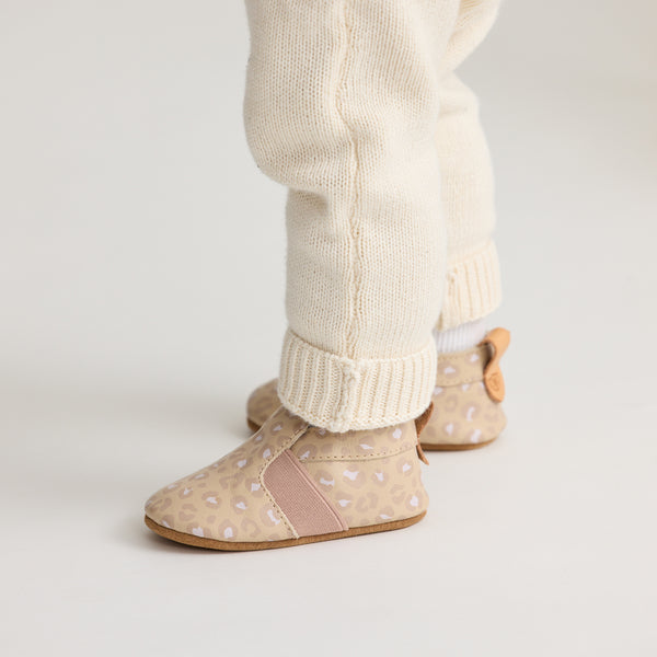 Pretty Brave - Slip-On / Blush Leopard
