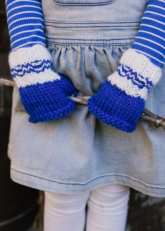 Acorn - Denmark Mittens / Blue and Cream