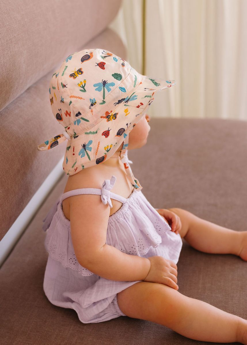 Acorn - Wide Brim Infant Hat / Garden Friends