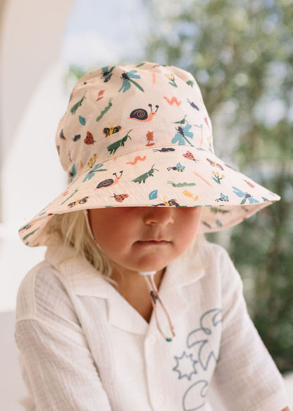 Acorn - Wide Brim Bucket Hat / Garden Friends