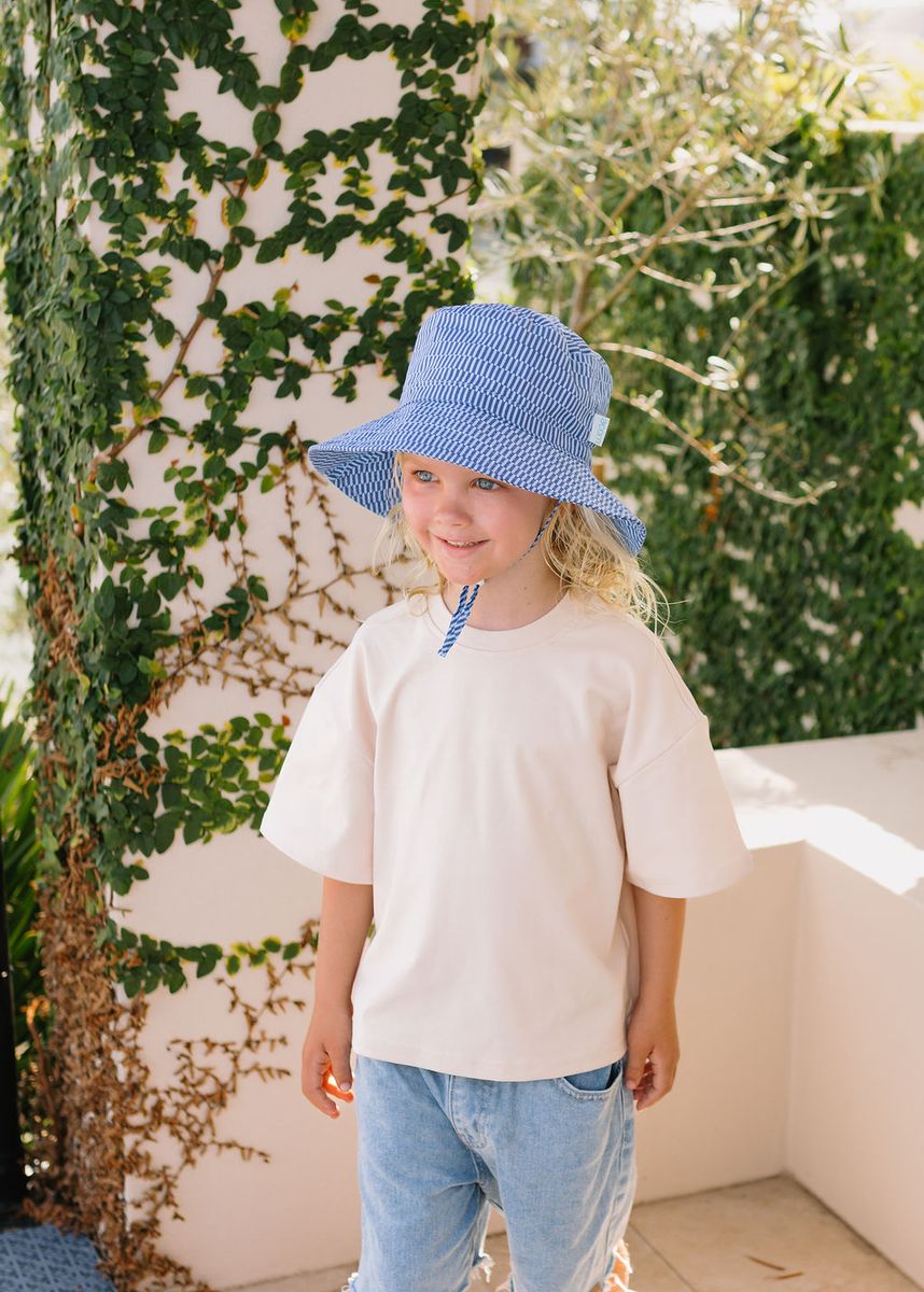 Acorn - Wide Brim Bucket Hat / Blue Horizon
