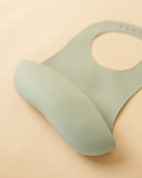 Jeanie Baby - Silicone Bib
