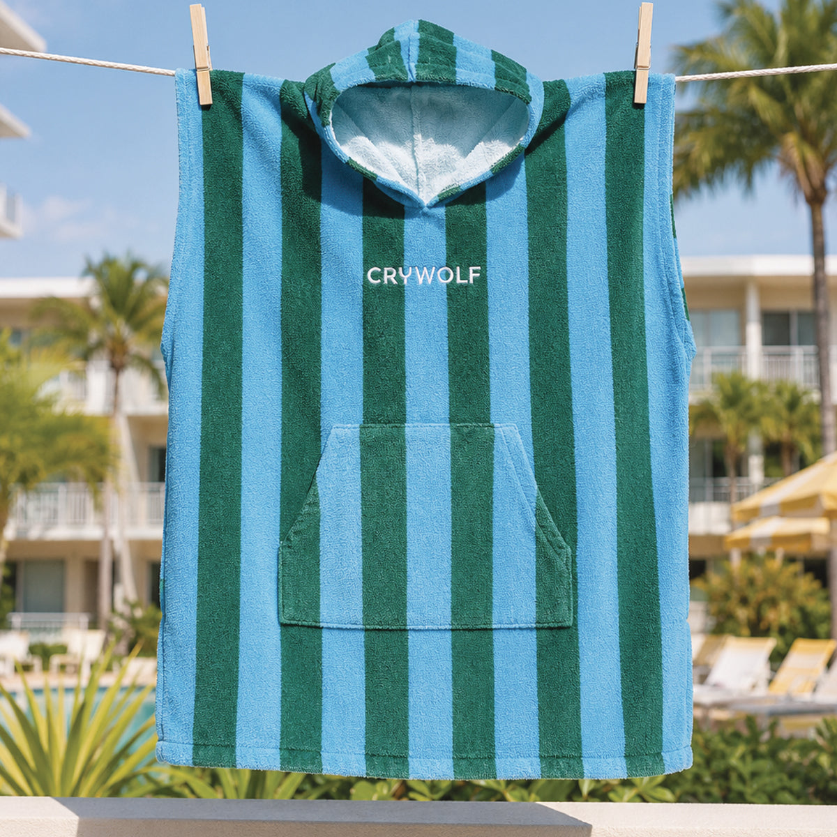 Cry Wolf - Hooded Towel / Deck Stripe