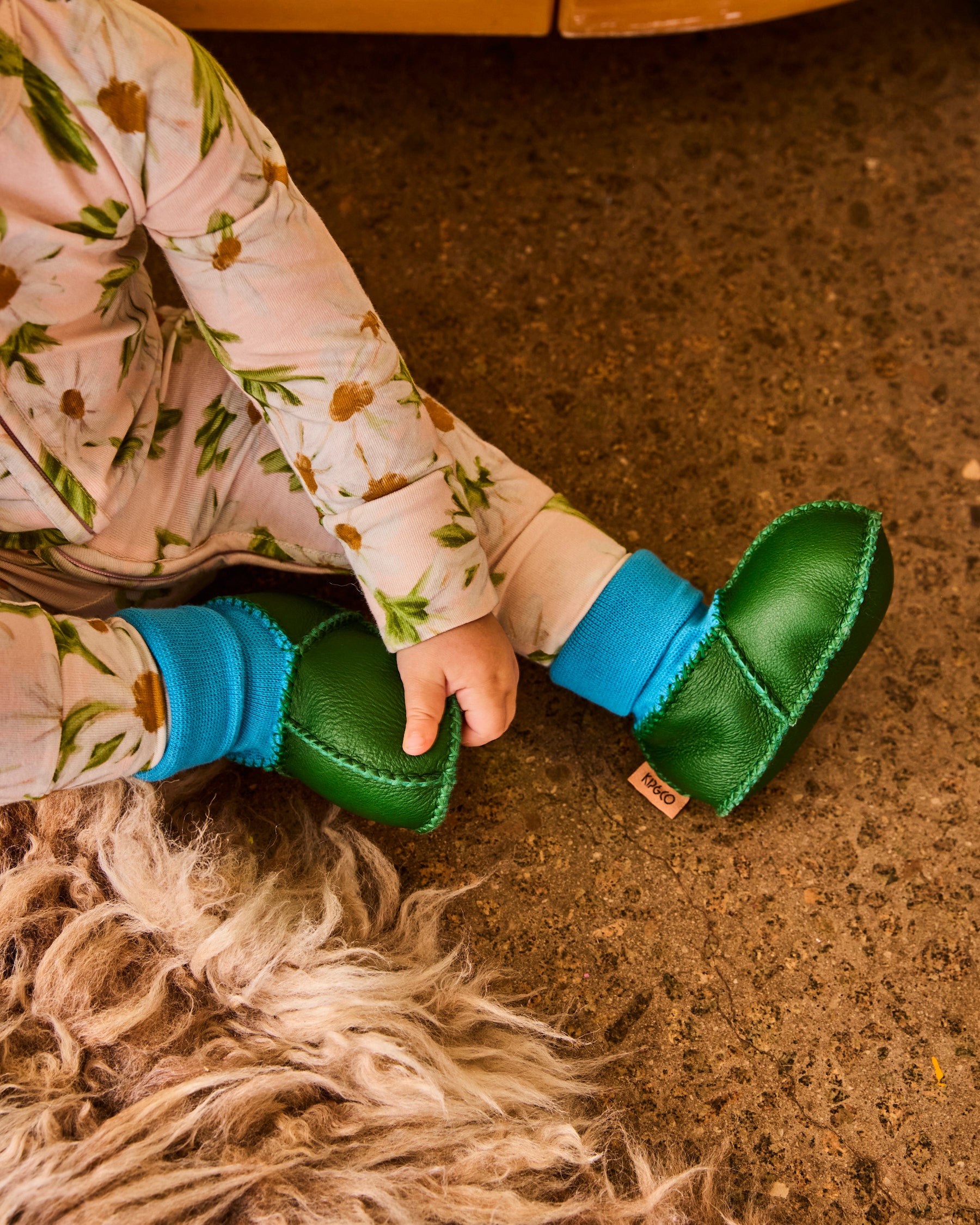 Kip & Co - Baby Booties / Green