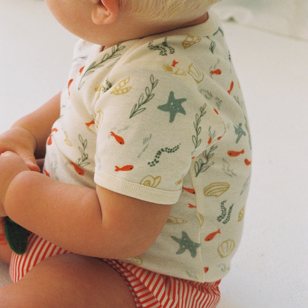 Nature Baby - Short Sleeve Bodysuit / Snorkel Print