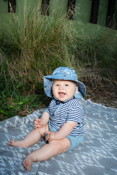 Acorn - Transport wide Brim Infant Hat (0-9 months)