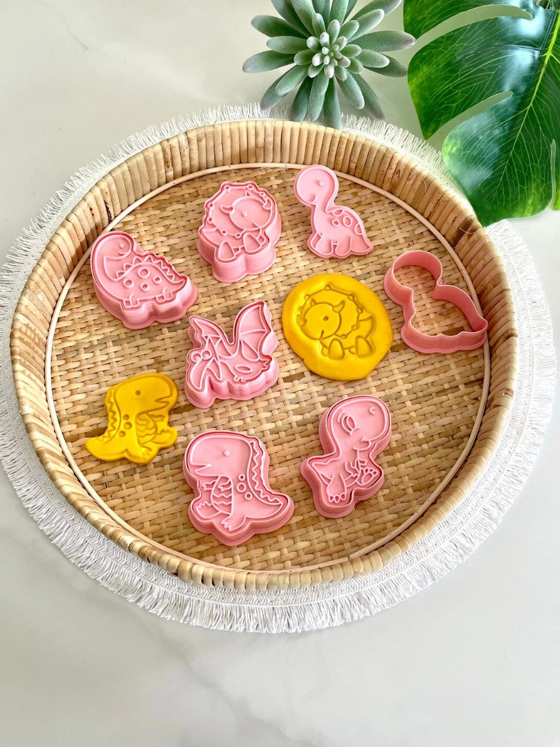Wild Dough Playdough - Cutters and Stamps Set / Dinosaurs