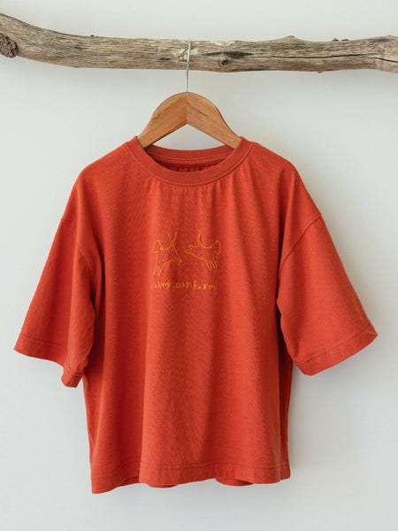 Valencia Byron Bay - Calm Your Farm Tee