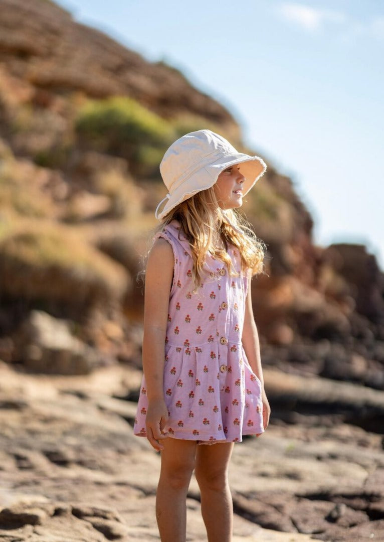 Acorn- Frayed Bucket Hat / Vanilla