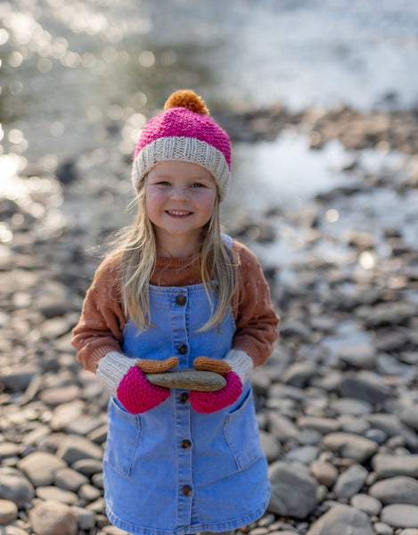 Acorn - Wilderness Beanie / Fuschia