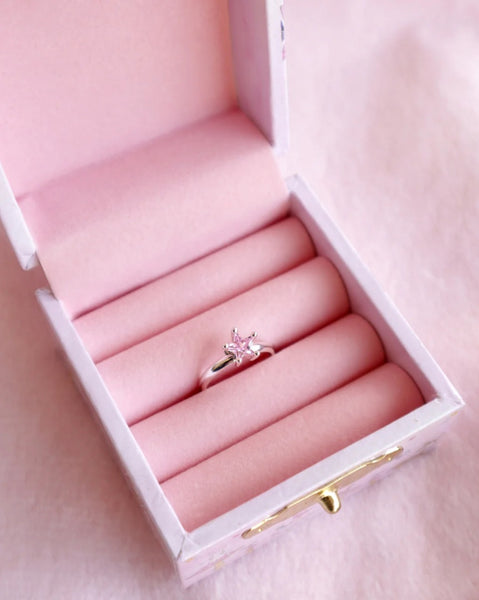 Lauren Hinkley - Somewhere Over the Rainbow Ring