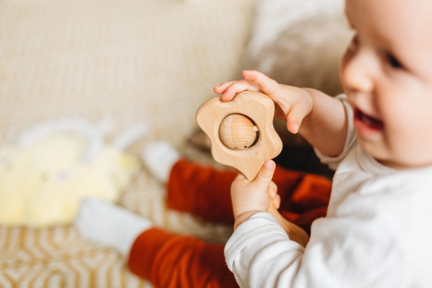 The Kiss Co - All Natural Teething Rattle / Pepi Kiss