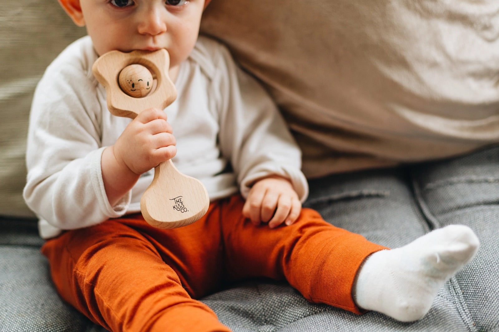 The Kiss Co - All Natural Teething Rattle / Pepi Kiss