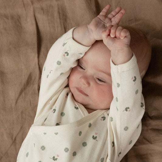 Nature Baby - Long Sleeve Kimono Bodysuit / Lucky Print
