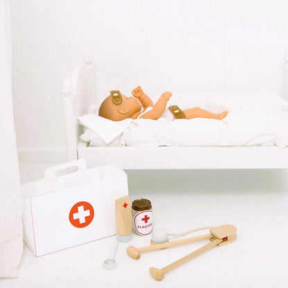 Make Me Iconic - Wooden Toy / Iconic Doctor Kit