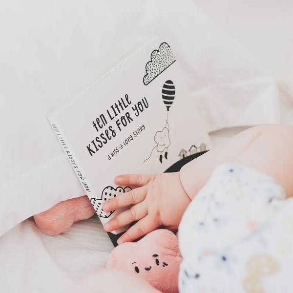 The Kiss Co - Ten Little Kisses / Board Book