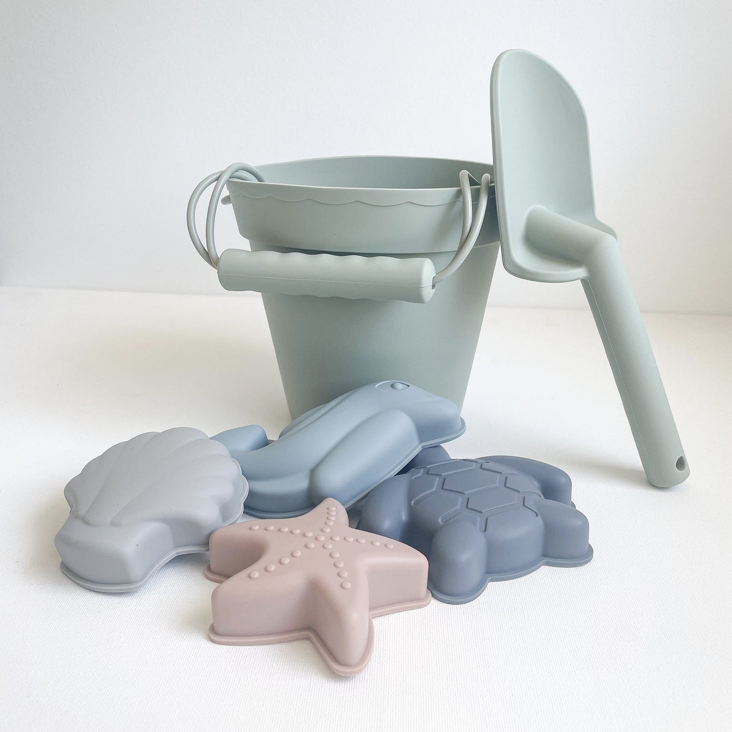 Calf & Crew - Silicone Beach Toy Set